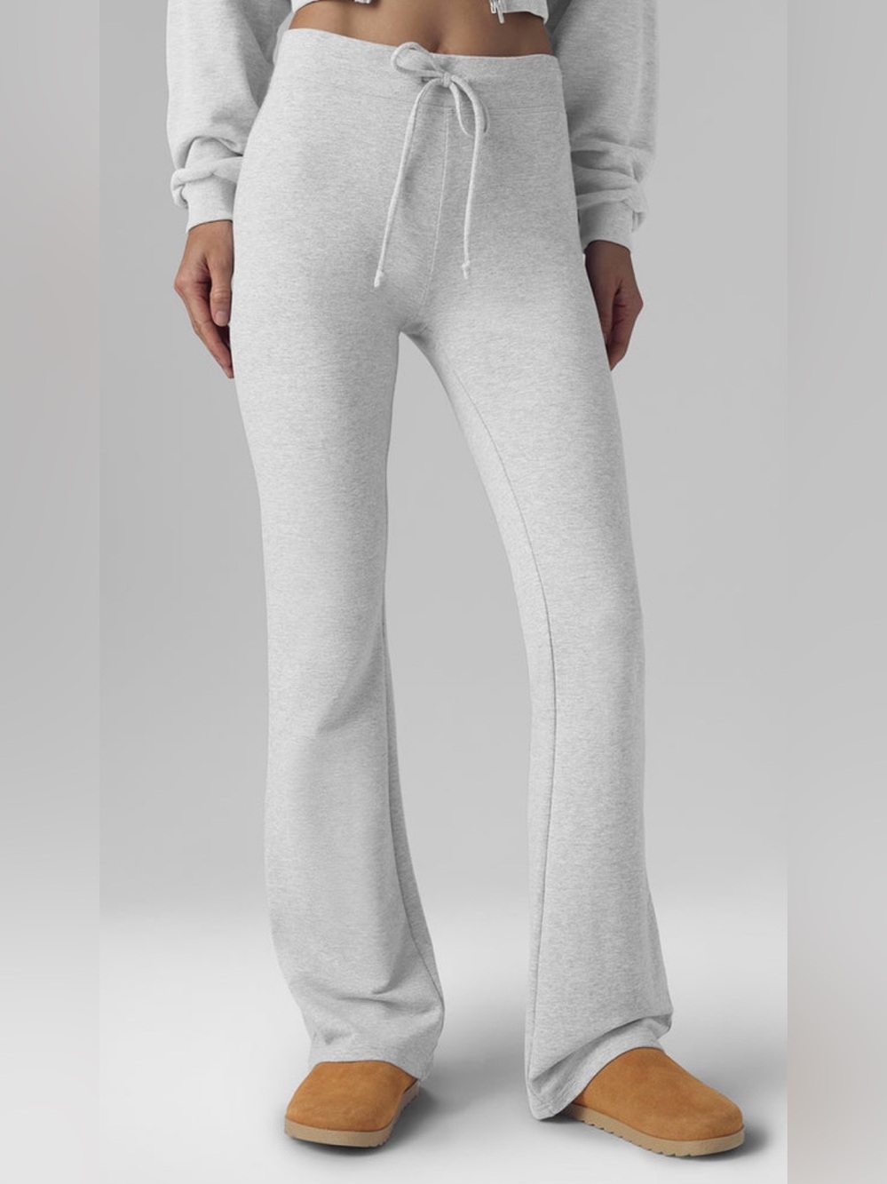 Alo NWT Sway Boot Cut Athletic Heather Gray Sweatpants Size M